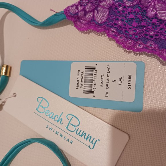 Beach Bunny Lace Bikini Top only size small - Picture 2 of 8